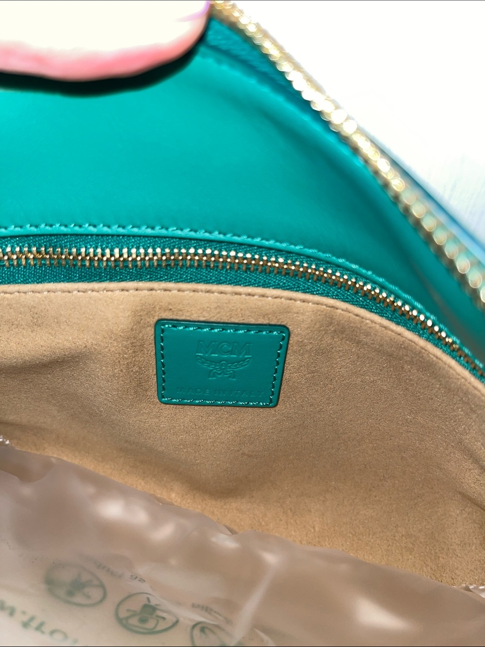 MCM Mode Travia Shoulder Bag Spanish Calf Leather in Bosohorus Green NWT - Picture 11 of 16